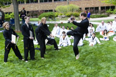 Tae kwon