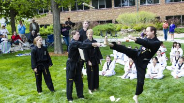 Tae kwon