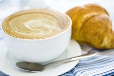 Cafe latte.