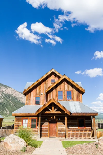 Mountain home — Stock Photo, Image