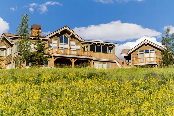 Casa di montagna — Foto Stock