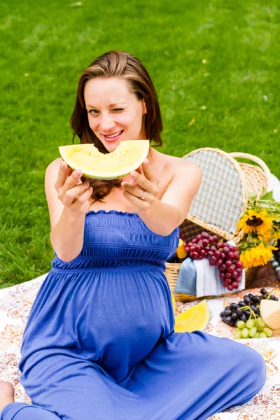 Pregnant woman — Stock Photo, Image