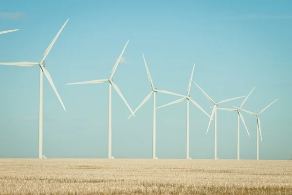 Wind turbines farm — Stock Photo, Image