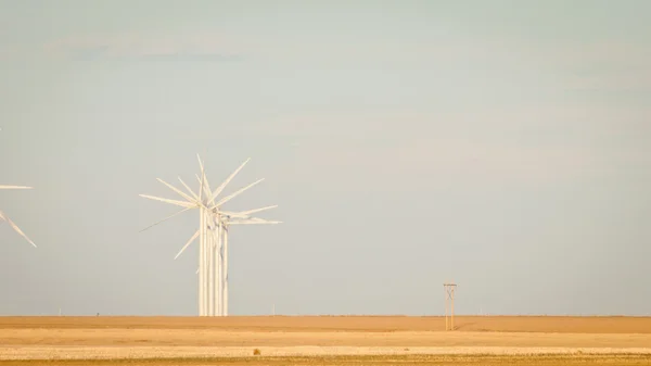 Wind turbines farm — Stock Photo, Image