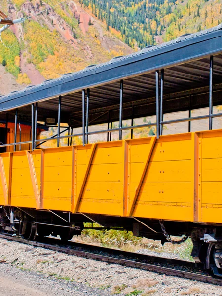 Tren de ancho estrecho —  Fotos de Stock