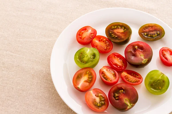 Cherry tomatoes — Stock Photo, Image