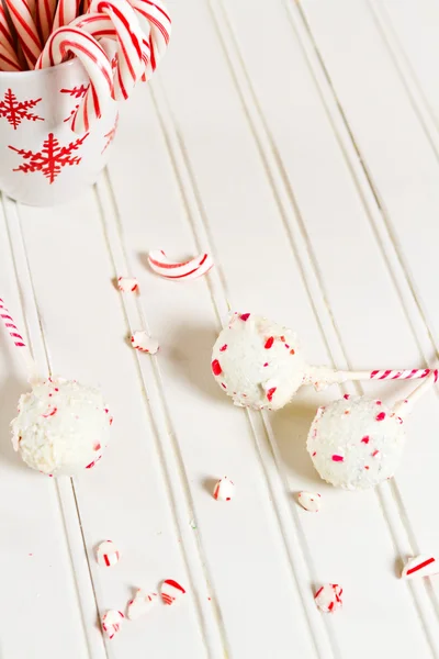 Peppermint chocolate cake pops — Stock Photo, Image