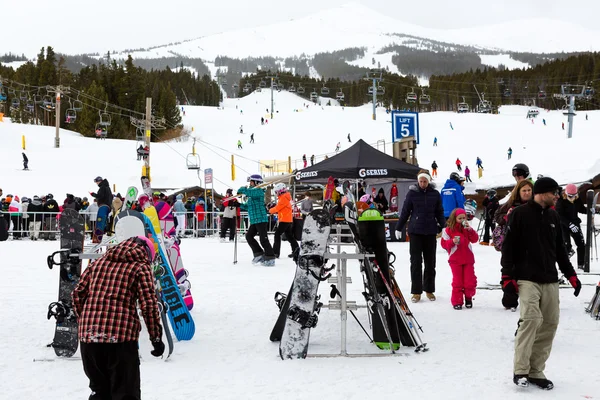 Skiën — Stockfoto