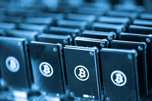 Bitcoin mining — Stock Photo, Image