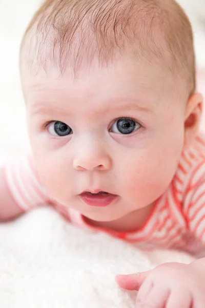 Bebé niña —  Fotos de Stock