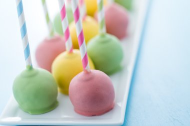 Paskalya kek çıkar