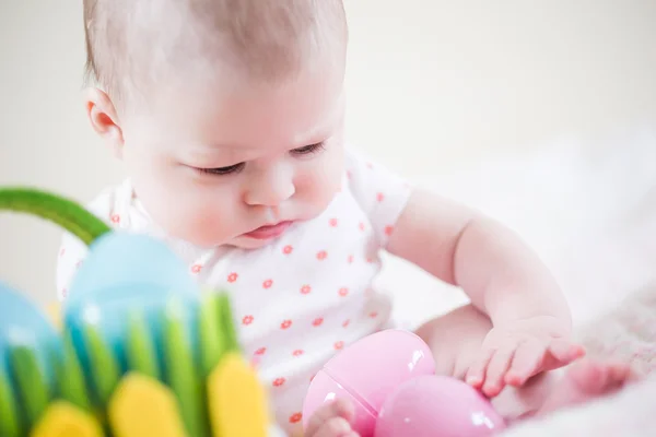 Bebé niña — Foto de Stock