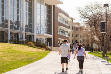 Üniversite Kampüsü