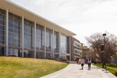 Üniversite Kampüsü