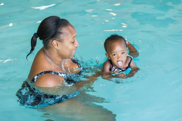 Clase de natación — Foto de Stock