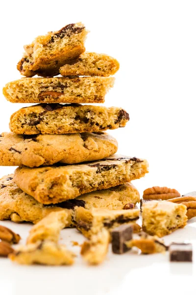 焼かれたペカンとチョコレート固まりのクッキー — ストック写真