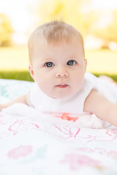 Baby girl — Stock Photo, Image