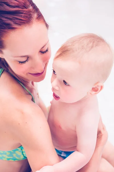 Swimming — Stock Photo, Image