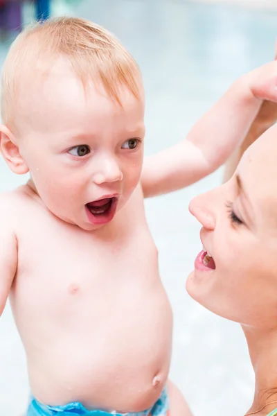 Swimming — Stock Photo, Image