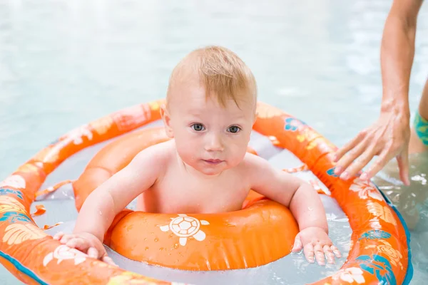 Swimming — Stock Photo, Image