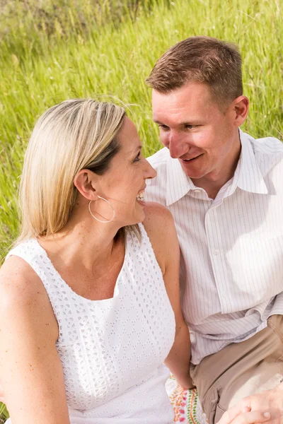 Familj picknick — Stockfoto