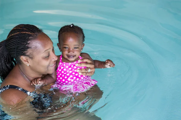 Infant swimming lessons — Stock Photo, Image