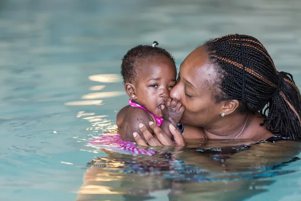 Infant swimming lessons — Stock Photo, Image