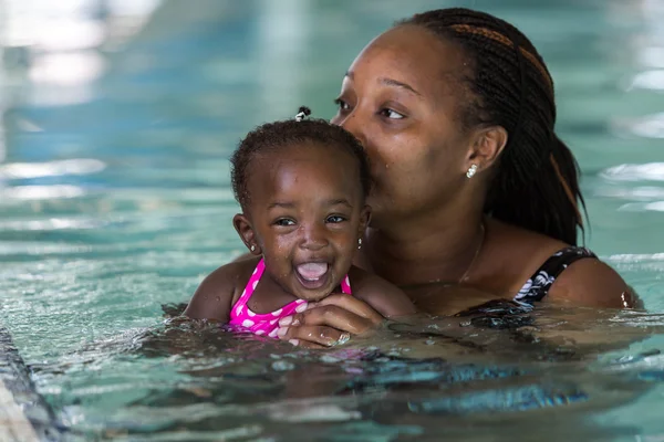 Infant swimming lessons — Stock Photo, Image