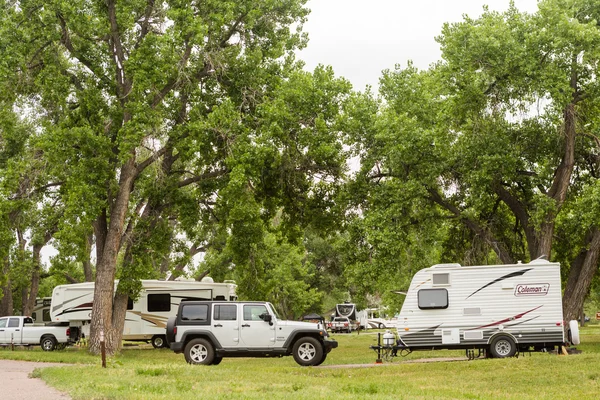 Wohnmobil-Camping — Stockfoto