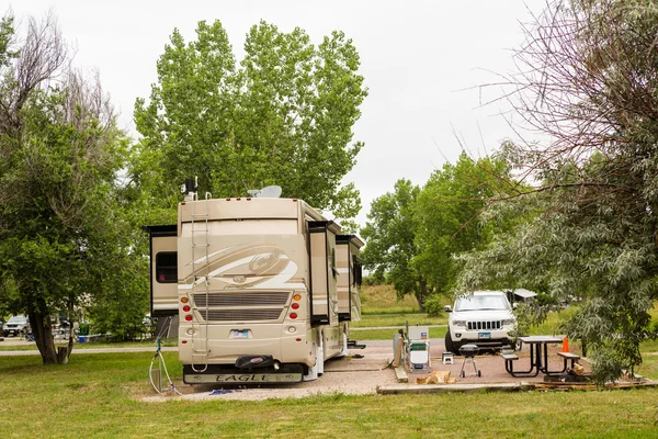 Wohnmobil-Camping — Stockfoto