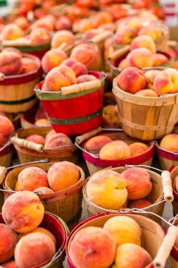 taze ürün şeftali