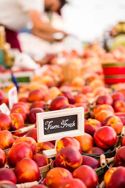 Свіжих продуктів персика — стокове фото
