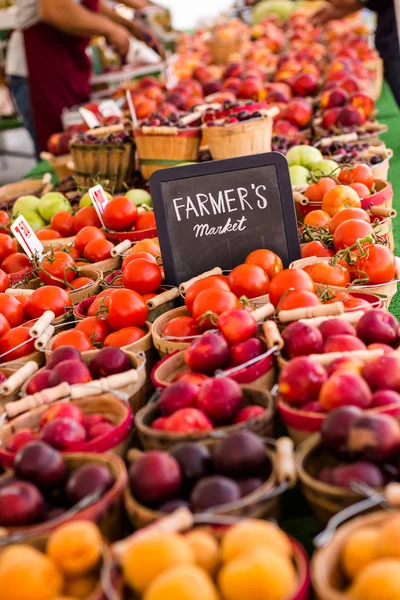 Fresh produce fruits and vegetables — Stock Photo, Image