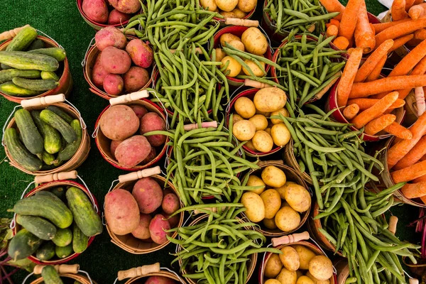 Produtos hortícolas frescos — Fotografia de Stock