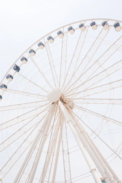 Promenade i Myrtle Beach SkyWheel – stockfoto