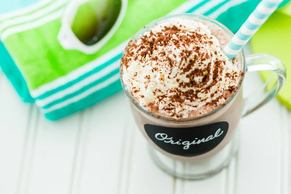 Oorspronkelijke koude chocoladedrank — Stockfoto