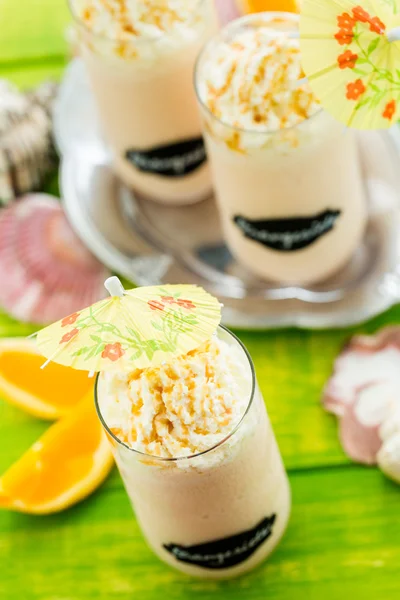 Bebida gelada de laranja — Fotografia de Stock