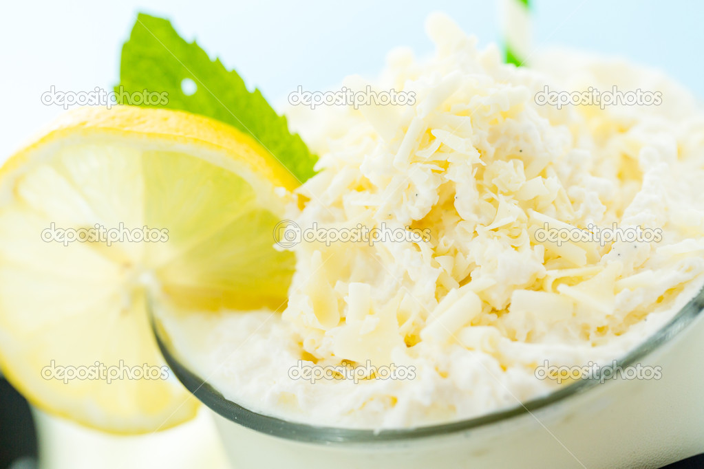 Lovely lemon cold drink