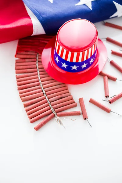 Rollo de petardos con bandera americana —  Fotos de Stock