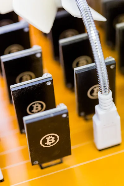 Bitcoin mining — Stock Photo, Image