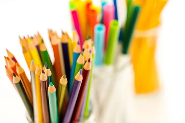 Przybory szkolne - ołówki — Zdjęcie stockowe