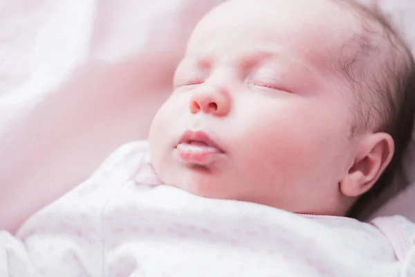 Retrato Estilo Vida Recién Nacido Niña Tres Semanas —  Fotos de Stock