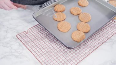 Fıstık ezmeli kurabiyeler.