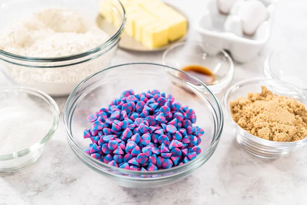 Ingredients Glass Mixing Bowls Bake Unicorn Chocolate Chip Cookies — Stock Photo, Image