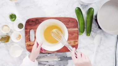 Bitkisel ekşi kremalı kabak keki yapıyorum..