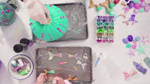 Sellő Témájú Kézműves Sütőtök Sellőfarokkal Kagylókkal Halloweenre — Stock videók
