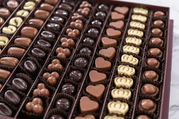 Scatola Cioccolatini Gourmet Assortiti Scatola Grande — Foto Stock