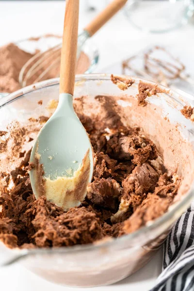Mezclar Los Ingredientes Tazón Vidrio Para Hornear Galletas Chocolate — Foto de Stock