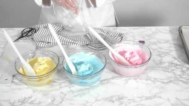 Proceso Elaboración Galletas Merengue Unicornio Multicolor — Vídeos de Stock