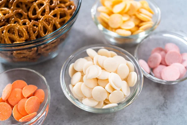 Ingredients Glass Mixing Bowls Prepare Easter Chocolate Covered Pretzel Bunnies — Stock Photo, Image